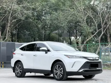 2022 Toyota Harrier с пробегом 58 000 км