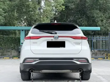 2022 Toyota Harrier с пробегом 58 000 км