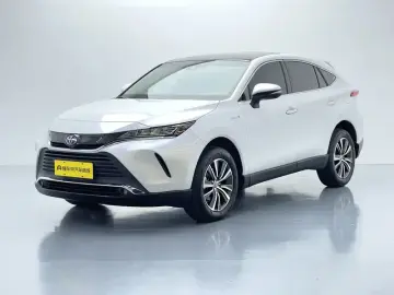 2022 Toyota Harrier с пробегом 45 000 км