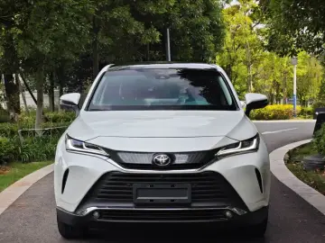 2022 Toyota Harrier с пробегом 26 000 км