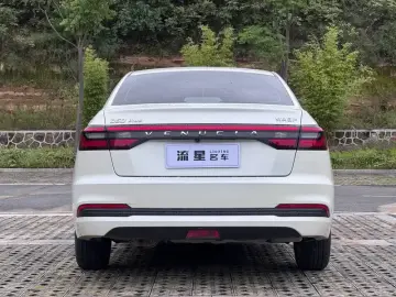 2023 Venucia D60 с пробегом 6 700 км