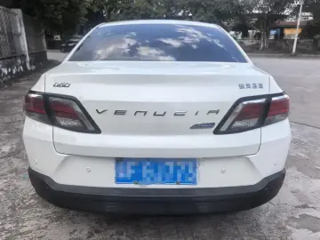 2019 Venucia D60 с пробегом 94 300 км