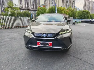 2022 Toyota Harrier с пробегом 36 000 км