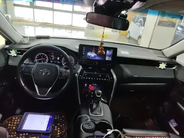 2023 Toyota Harrier с пробегом 34 100 км