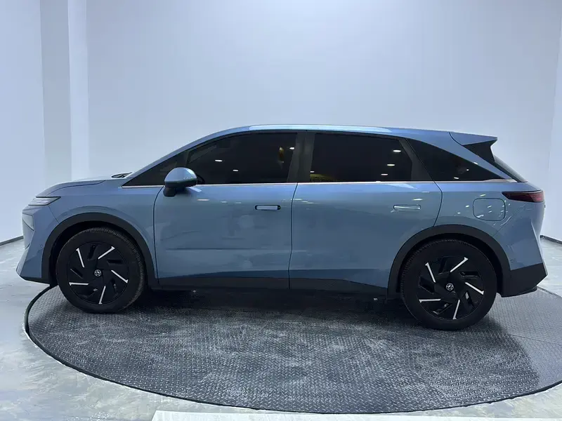 2023 Venucia VX6 с пробегом 60 500 км