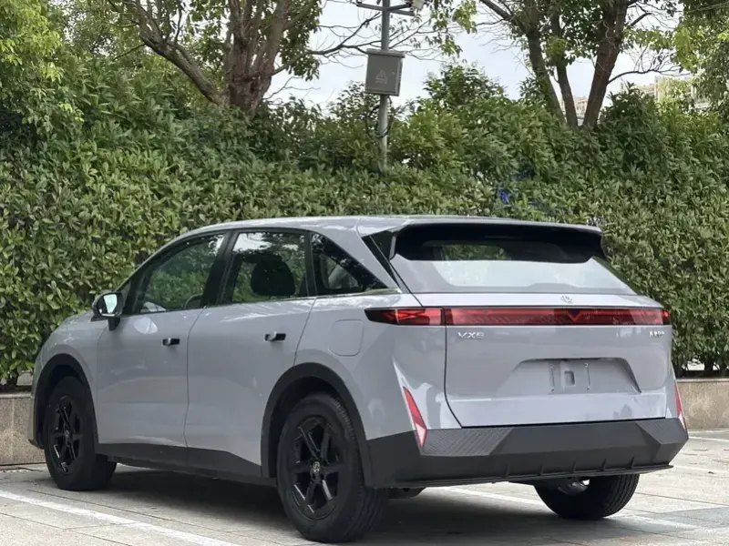 2024 Venucia VX6 с пробегом 49 000 км