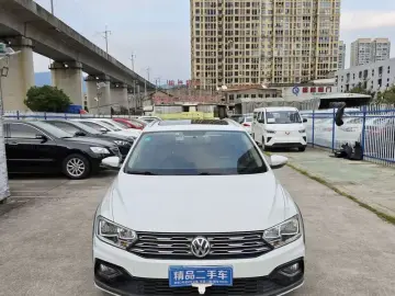 2017 Volkswagen C-Trek с пробегом 76 000 км