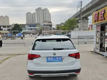 2017 Volkswagen C-Trek с пробегом 76 000 км