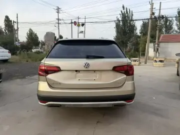 2018 Volkswagen C-Trek с пробегом 138 000 км