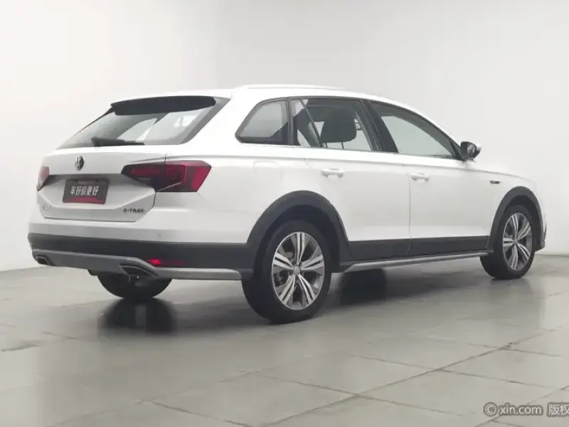 2018 Volkswagen C-Trek с пробегом 94 700 км