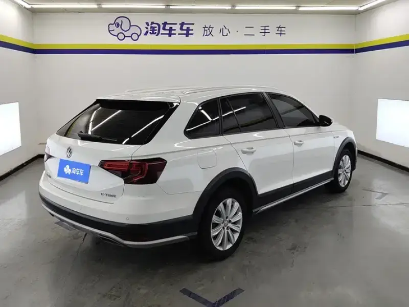 2018 Volkswagen C-Trek с пробегом 87 000 км