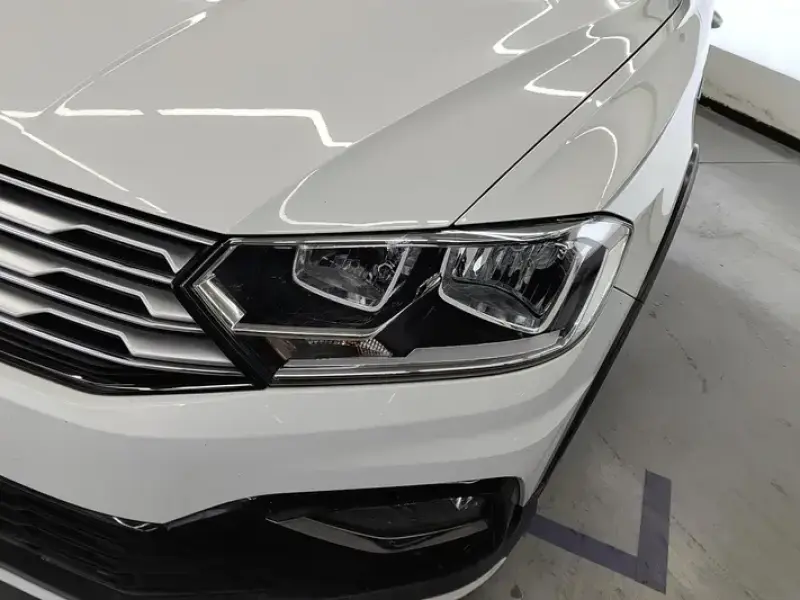 2018 Volkswagen C-Trek с пробегом 87 000 км