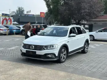 Volkswagen C-Trek