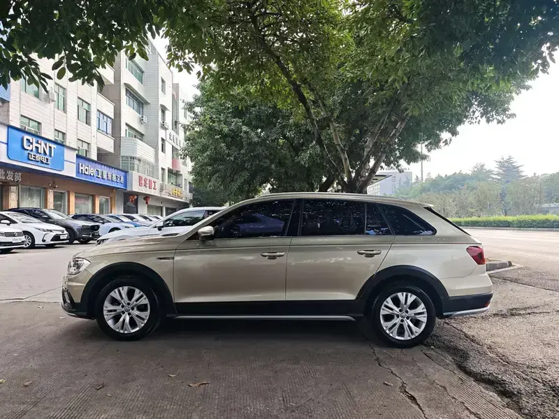 2018 Volkswagen C-Trek с пробегом 126 000 км