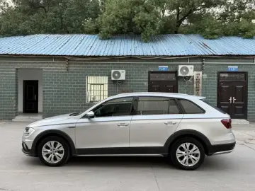 2017 Volkswagen C-Trek с пробегом 80 000 км