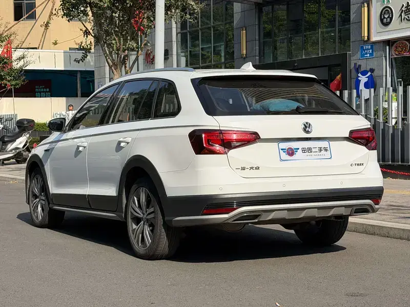 2020 Volkswagen C-Trek с пробегом 51 000 км