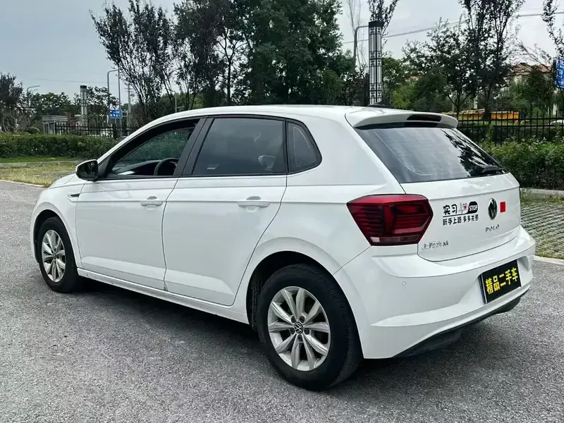 2023 Volkswagen Polo с пробегом 40 000 км