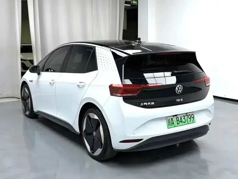 2023 Volkswagen ID.3 с пробегом 85 000 км