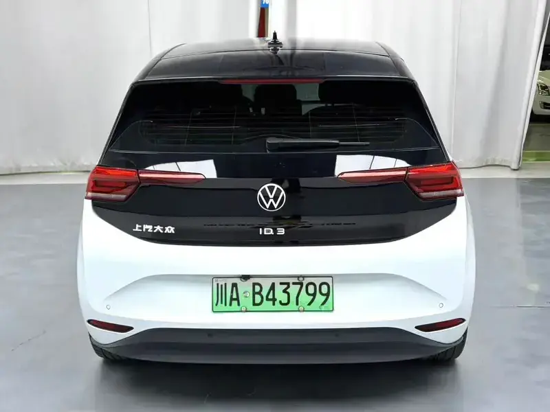 2023 Volkswagen ID.3 с пробегом 85 000 км
