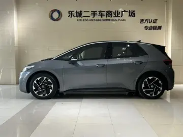 2024 Volkswagen ID.3 с пробегом 50 000 км