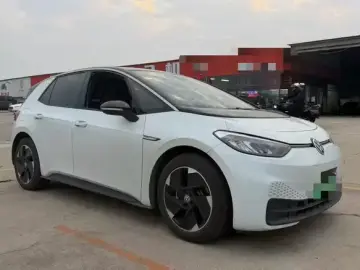 2023 Volkswagen ID.3 с пробегом 53 000 км