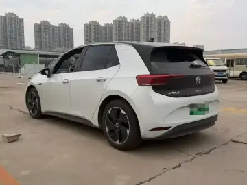 2023 Volkswagen ID.3 с пробегом 53 000 км
