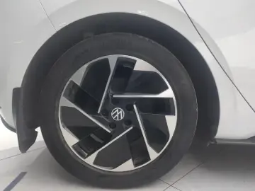 2023 Volkswagen ID.3 с пробегом 73 000 км