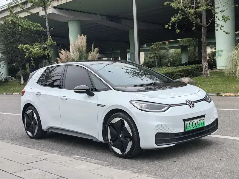 2021 Volkswagen ID.3 с пробегом 102 000 км