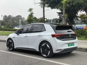2021 Volkswagen ID.3 с пробегом 102 000 км
