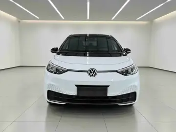 2023 Volkswagen ID.3 с пробегом 47 000 км
