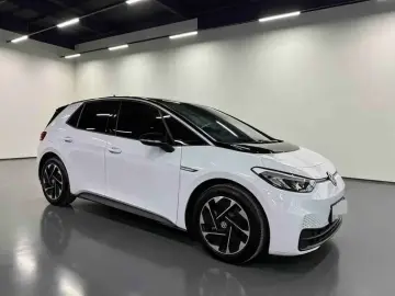 2023 Volkswagen ID.3 с пробегом 47 000 км