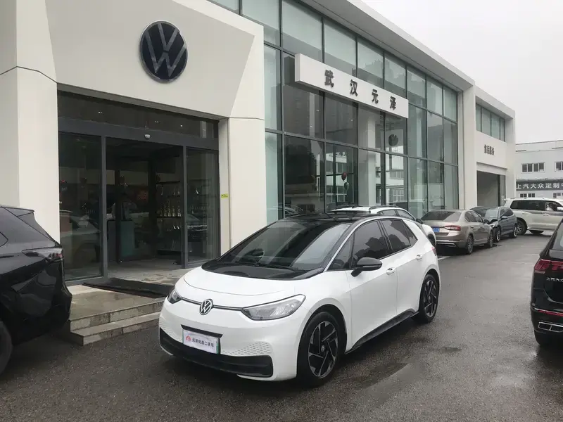 2024 Volkswagen ID.3 с пробегом 45 000 км