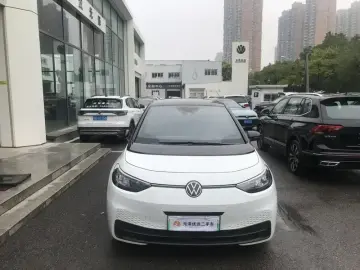 2024 Volkswagen ID.3 с пробегом 45 000 км