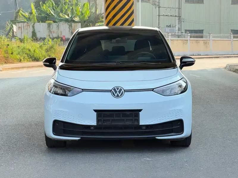 2024 Volkswagen ID.3 с пробегом 64 000 км
