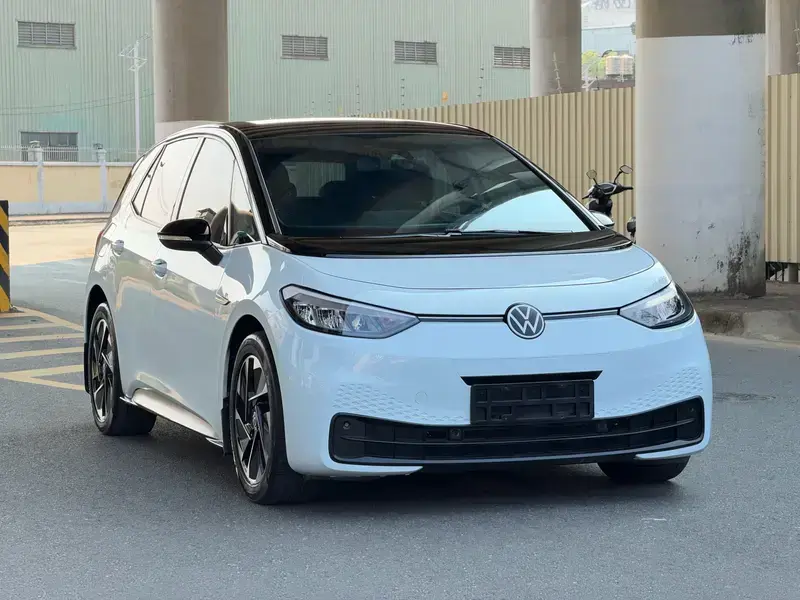 2024 Volkswagen ID.3 с пробегом 64 000 км