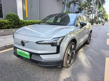 2025 Volvo EX30 с пробегом 39 100 км