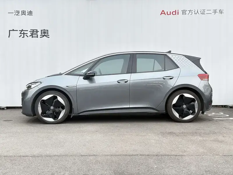 2023 Volkswagen ID.3 с пробегом 79 000 км