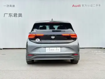 2023 Volkswagen ID.3 с пробегом 79 000 км