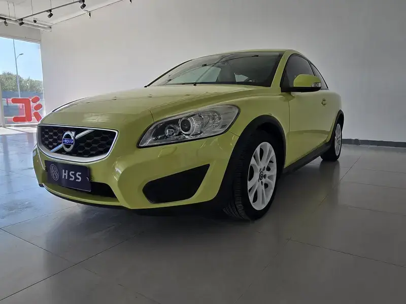 2012 Volvo C30 с пробегом 99 000 км