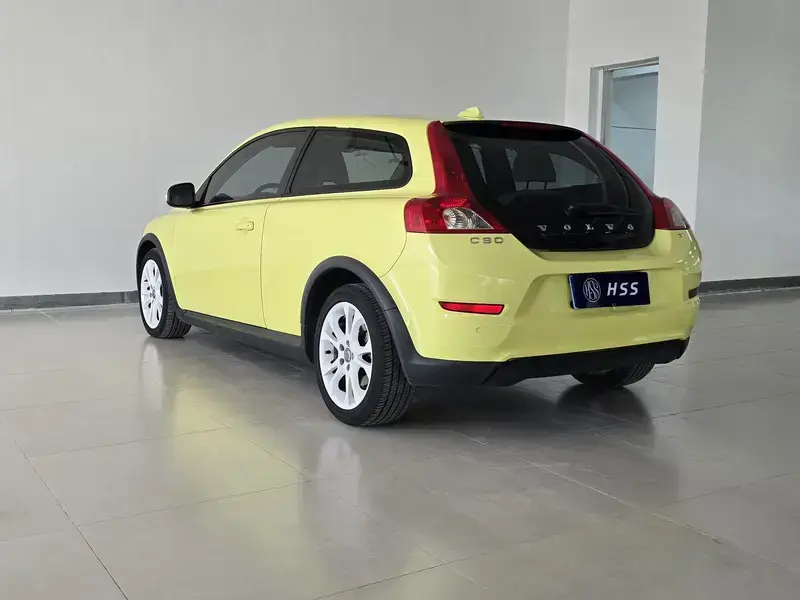 2012 Volvo C30 с пробегом 99 000 км