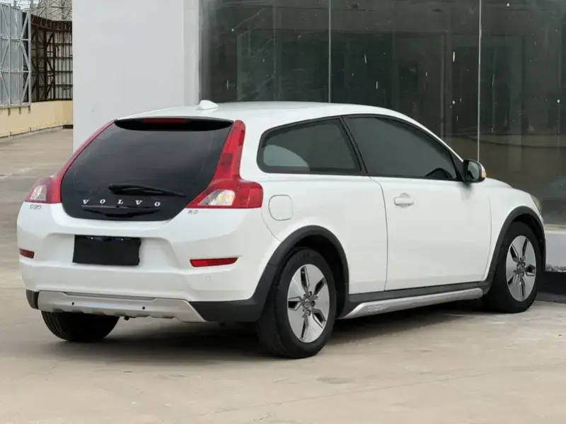 2012 Volvo C30 с пробегом 150 000 км