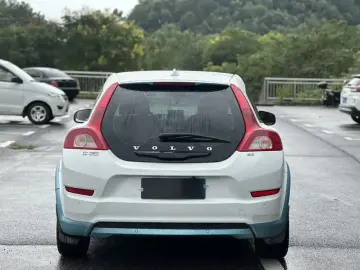 2013 Volvo C30 с пробегом 113 000 км
