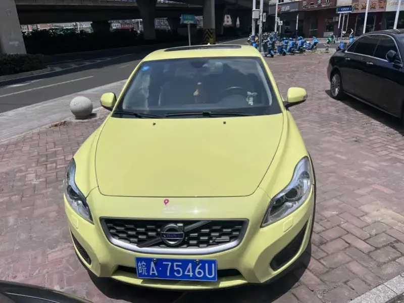 2012 Volvo C30 с пробегом 107 000 км