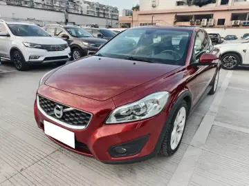 2010 Volvo C30 с пробегом 73 000 км