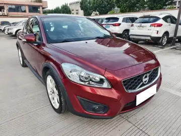 2010 Volvo C30 с пробегом 73 000 км