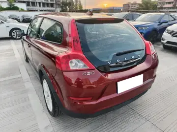 2010 Volvo C30 с пробегом 73 000 км