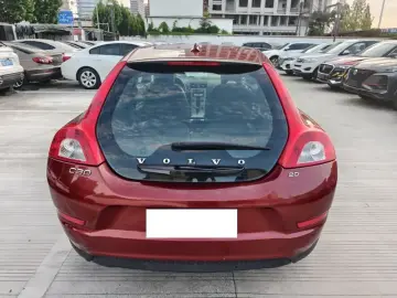 2010 Volvo C30 с пробегом 73 000 км