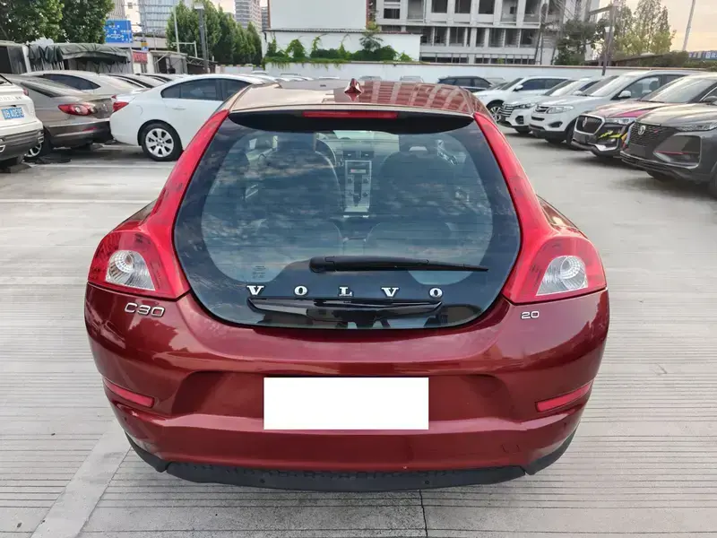 2010 Volvo C30 с пробегом 73 000 км