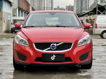 2013 Volvo C30 с пробегом 52 000 км