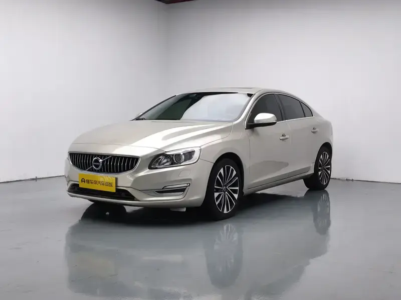 2019 Volvo S60 с пробегом 84 200 км